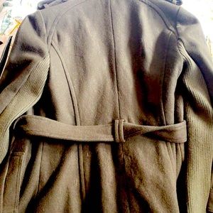 Olive green fall/winter jacket for sale.